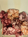 12 peças de anel de cabelo de cetim cor rosa elegante imitação de seda corda de cabelo scrunchie